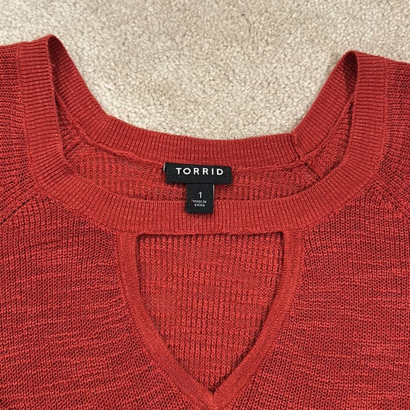 Torrid Keyhole Pullover Knit Tunic - Picture 4 of 7